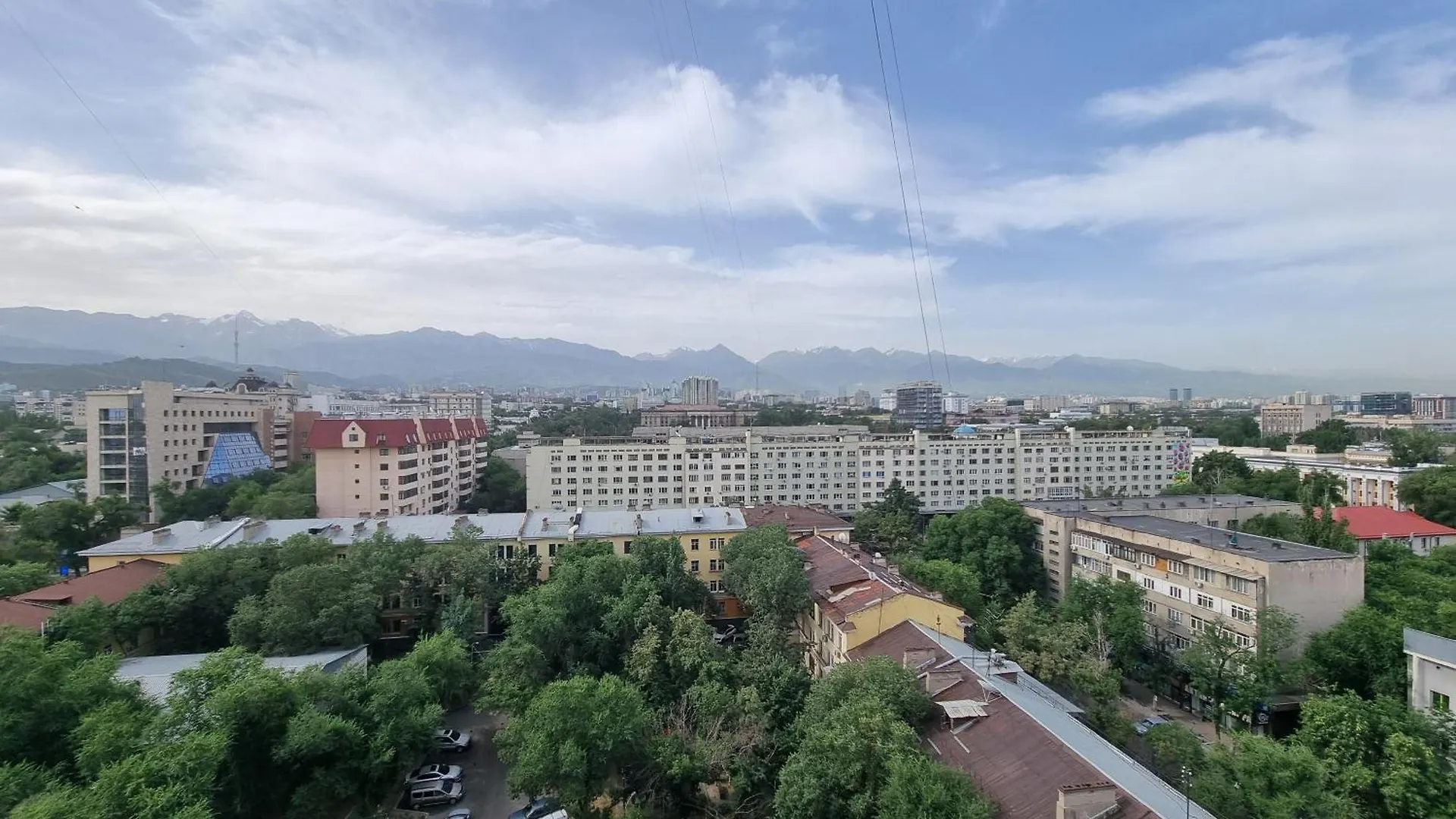 Lighthouse Apartments At Arbat Area - Travelers Choice Almatı